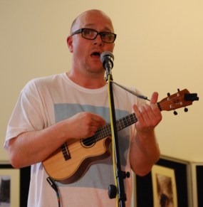 Jez performing at a ukulele festival in Haworth, West Yorkshire (England)
